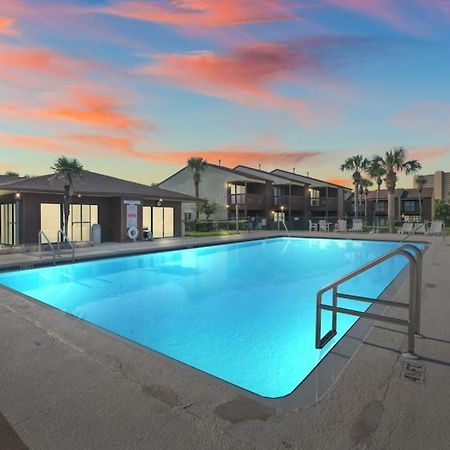 Experience Starlit Nights From Beach Happy'S Balcony Overlooking The Community Pool At Beachwalk Villa Panama City Beach Eksteriør bilde