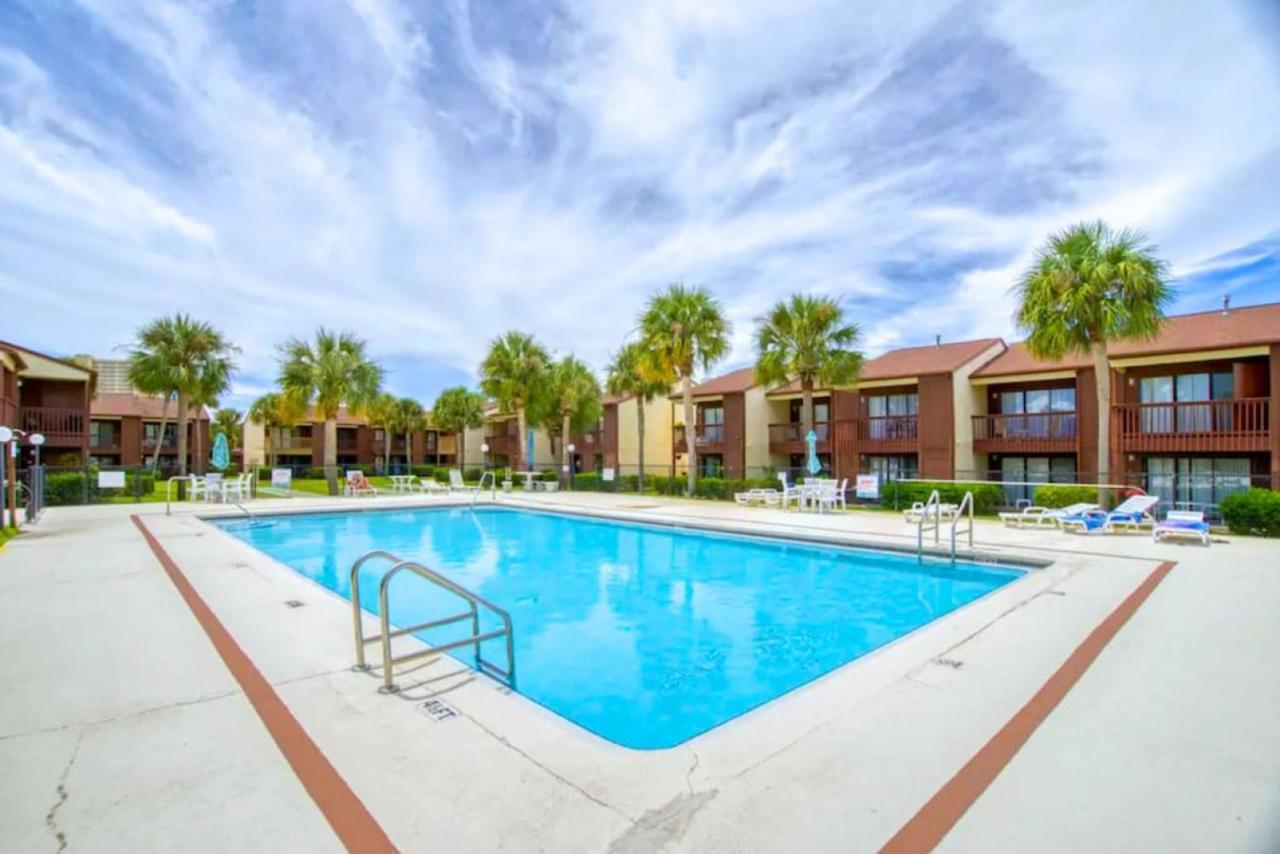Experience Starlit Nights From Beach Happy'S Balcony Overlooking The Community Pool At Beachwalk Villa Panama City Beach Eksteriør bilde