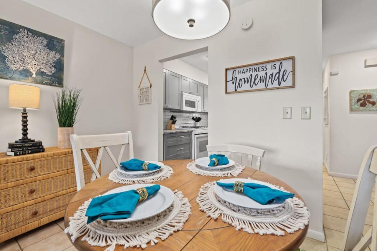 Experience Starlit Nights From Beach Happy'S Balcony Overlooking The Community Pool At Beachwalk Villa Panama City Beach Eksteriør bilde