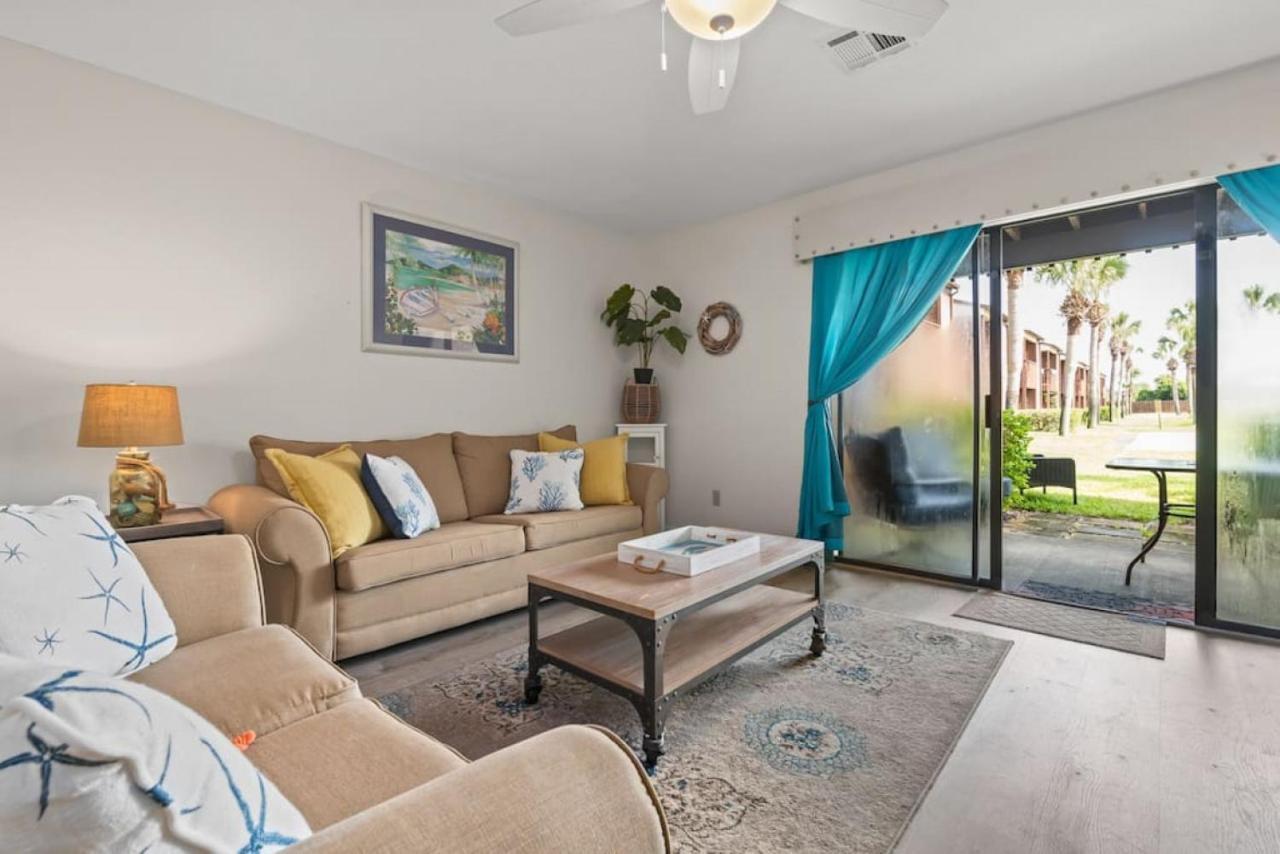 Experience Starlit Nights From Beach Happy'S Balcony Overlooking The Community Pool At Beachwalk Villa Panama City Beach Eksteriør bilde