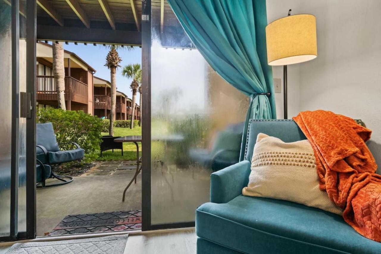 Experience Starlit Nights From Beach Happy'S Balcony Overlooking The Community Pool At Beachwalk Villa Panama City Beach Eksteriør bilde
