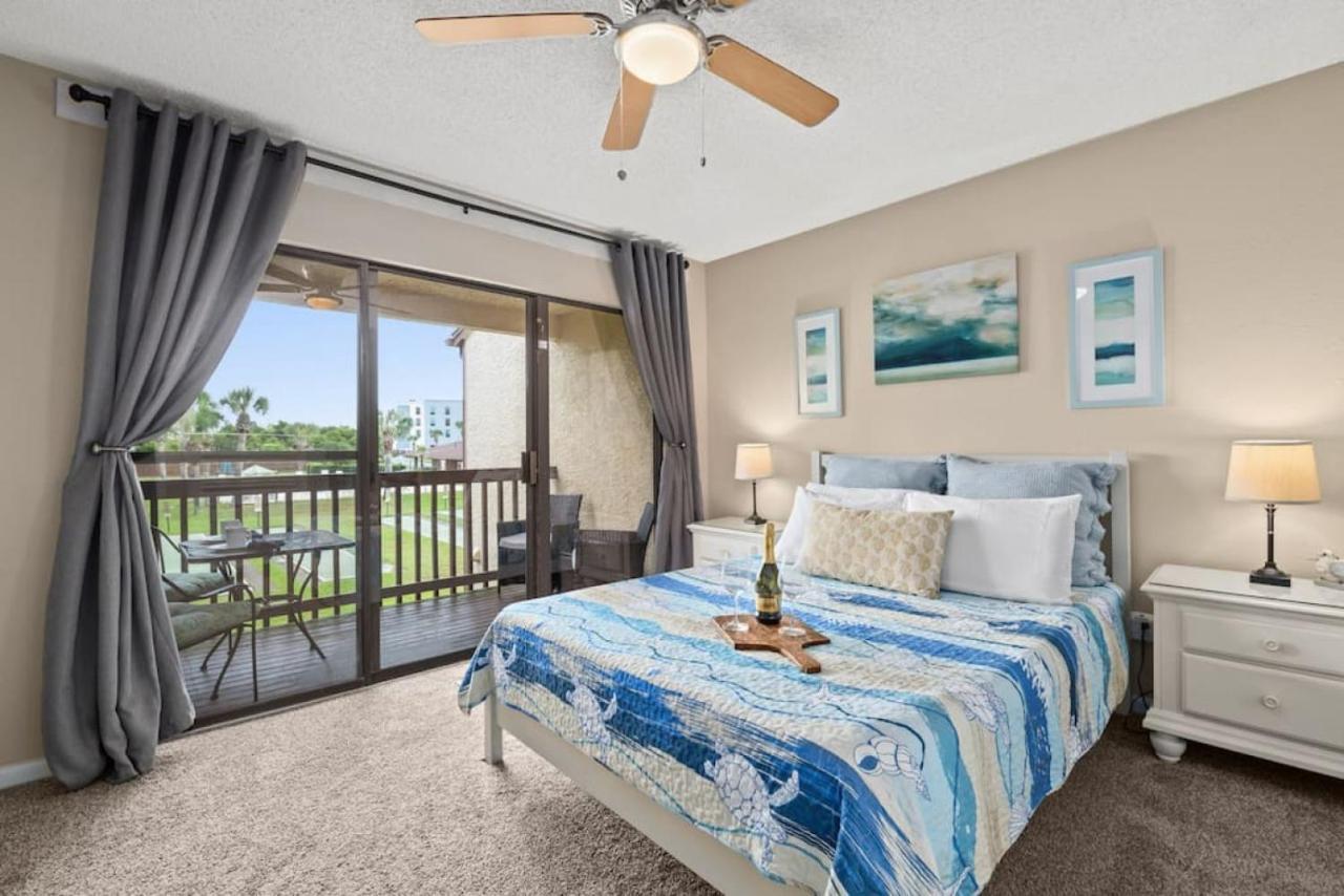 Experience Starlit Nights From Beach Happy'S Balcony Overlooking The Community Pool At Beachwalk Villa Panama City Beach Eksteriør bilde