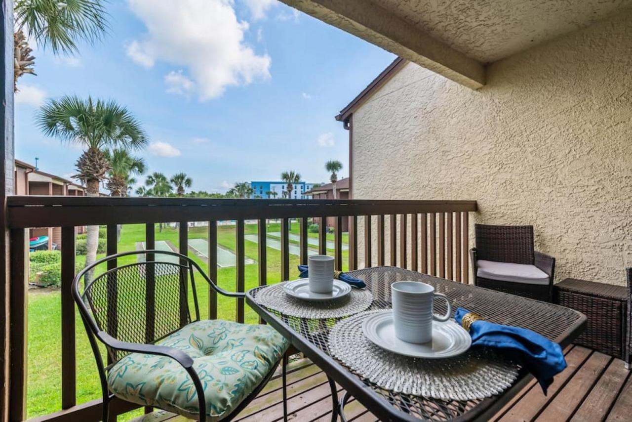 Experience Starlit Nights From Beach Happy'S Balcony Overlooking The Community Pool At Beachwalk Villa Panama City Beach Eksteriør bilde