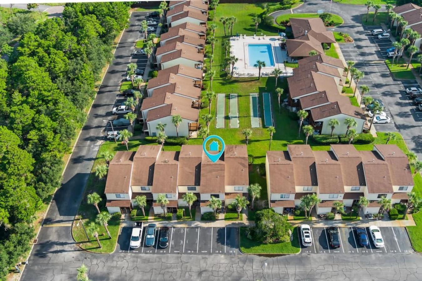Experience Starlit Nights From Beach Happy'S Balcony Overlooking The Community Pool At Beachwalk Villa Panama City Beach Eksteriør bilde