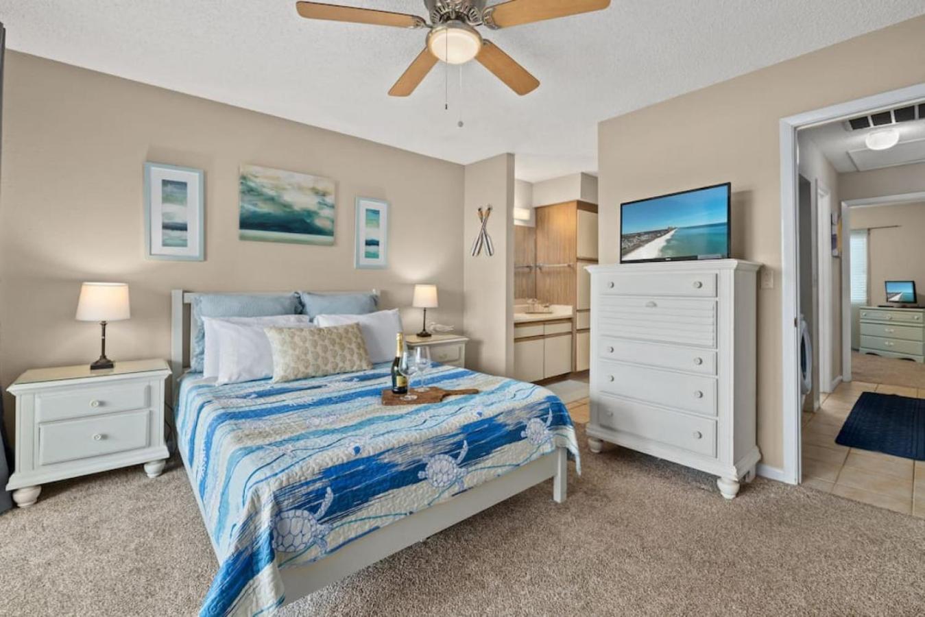 Experience Starlit Nights From Beach Happy'S Balcony Overlooking The Community Pool At Beachwalk Villa Panama City Beach Eksteriør bilde